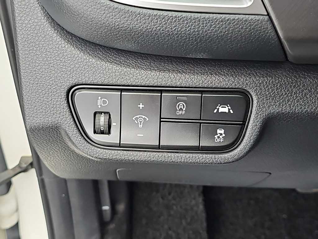 Kia Seltos — photo 18