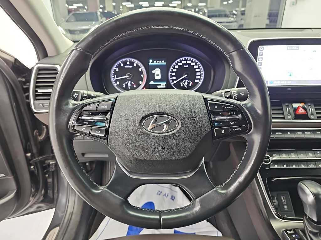 Hyundai Grandeur — photo 09
