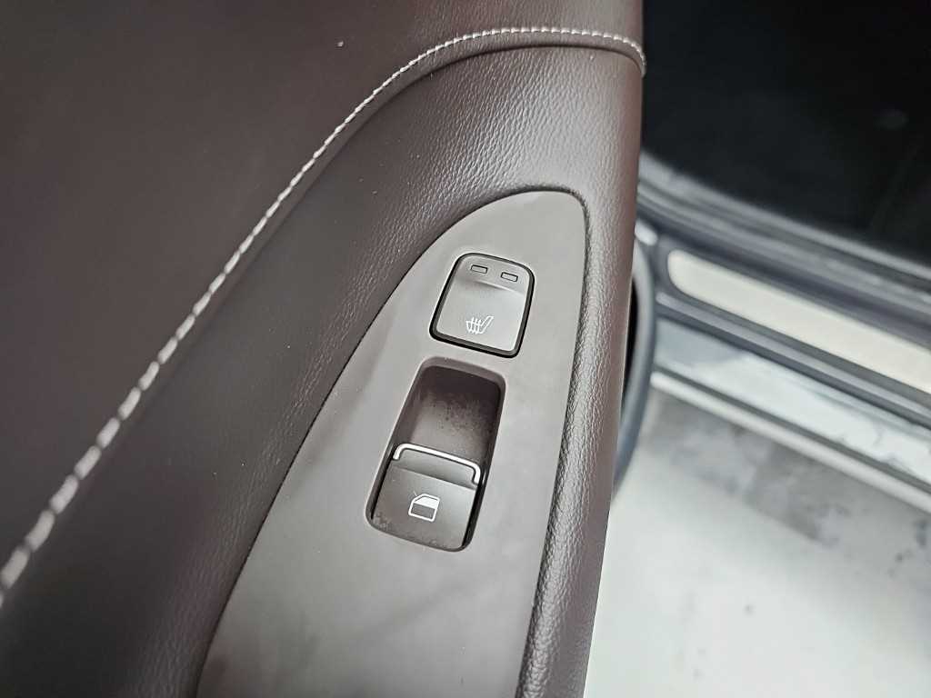 Hyundai Grandeur — photo 13