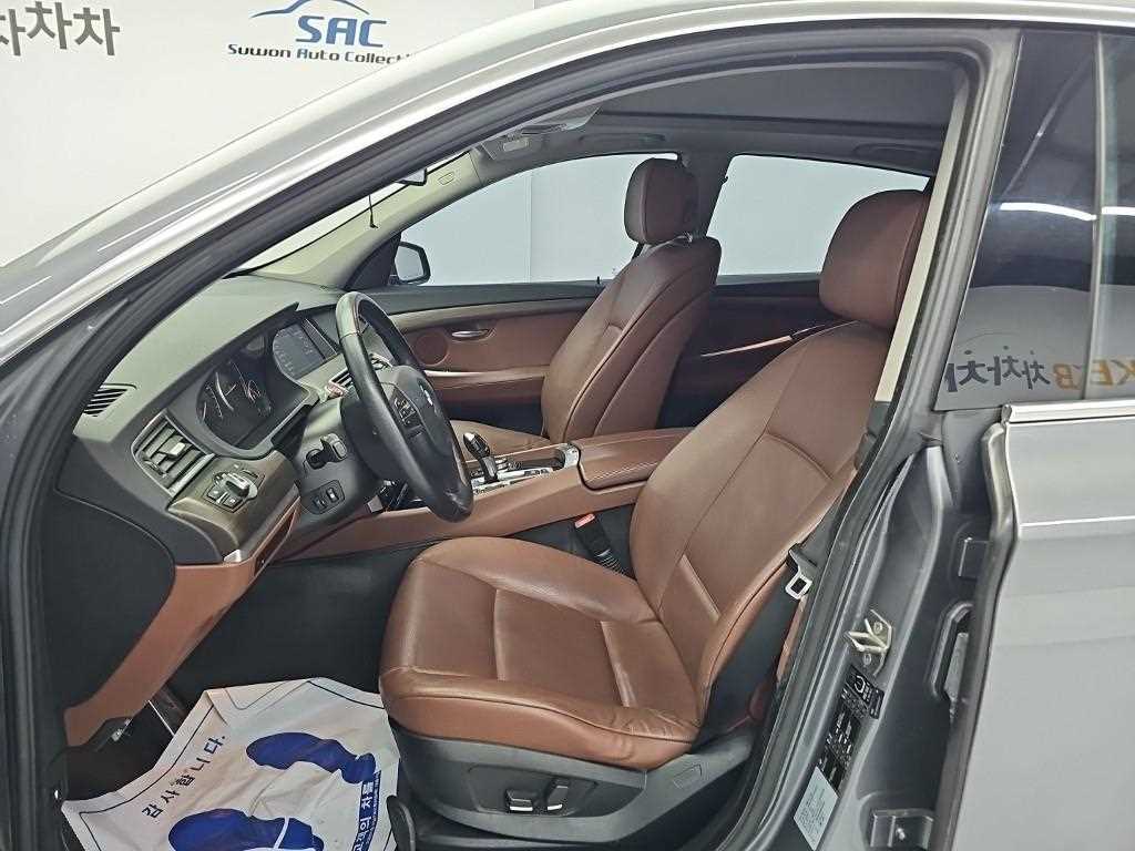 BMW Gran Turismo — photo 10