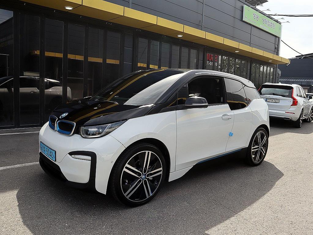 BMW i3 — photo 02