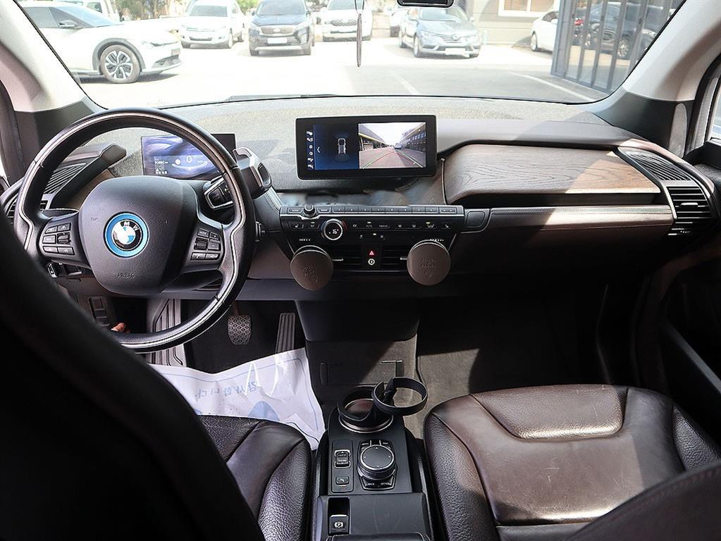 BMW i3 — photo 12