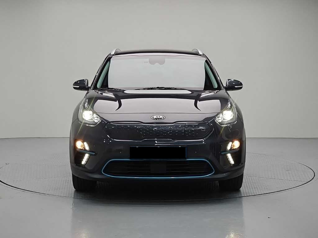 Kia Niro — photo 02