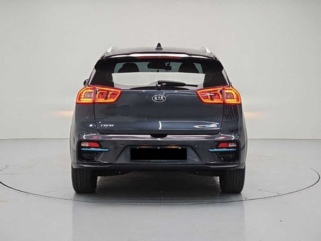 Kia Niro — photo 03