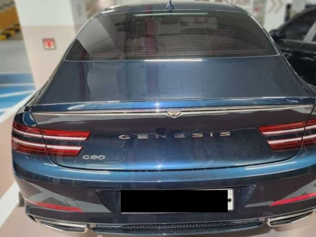 Genesis G80 — photo 02