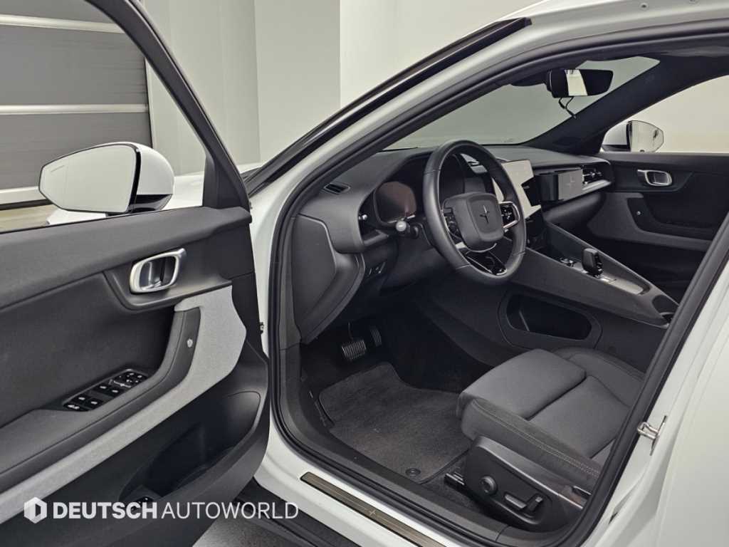 Polestar Polestar 2 — photo 11