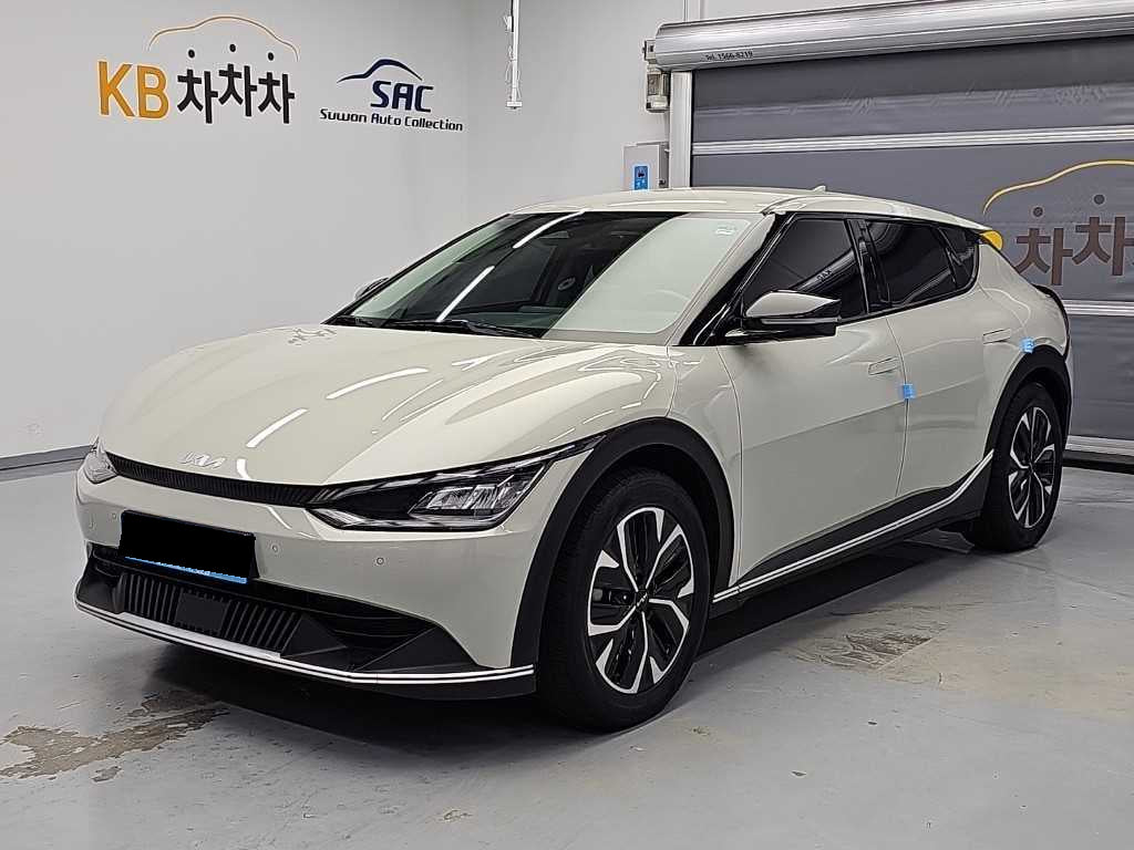 Kia EV6 — photo 01