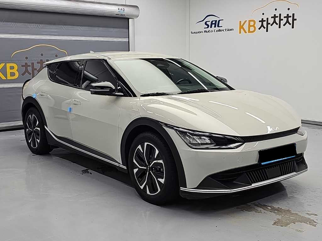 Kia EV6 — photo 04