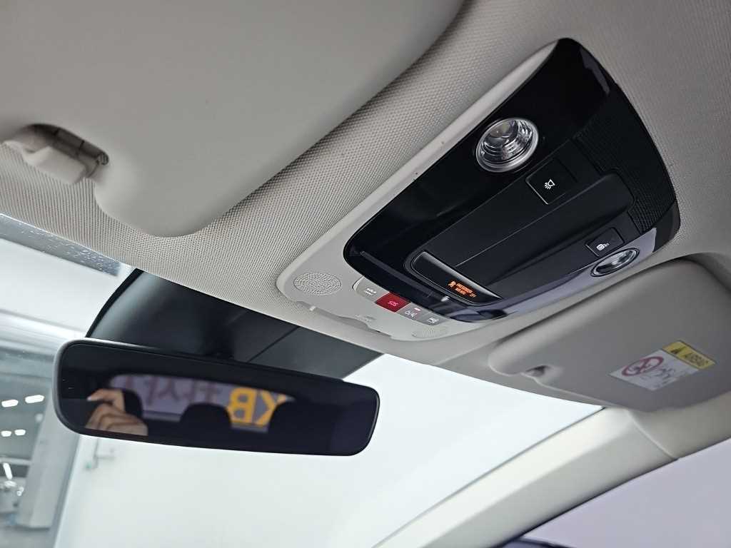 Kia EV6 — photo 15