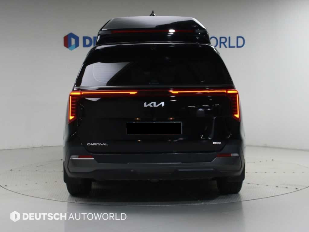 Kia Carnival — photo 04