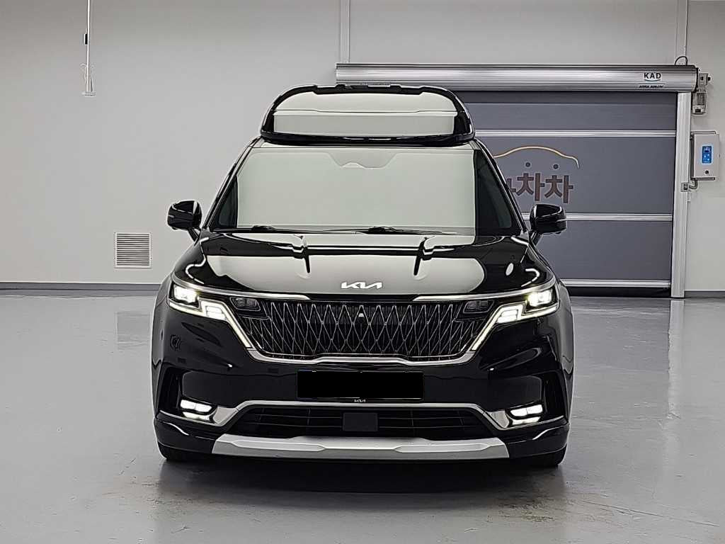 Kia Carnival — photo 02