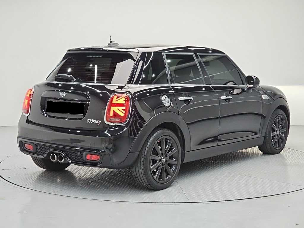 Mini Cooper — photo 04