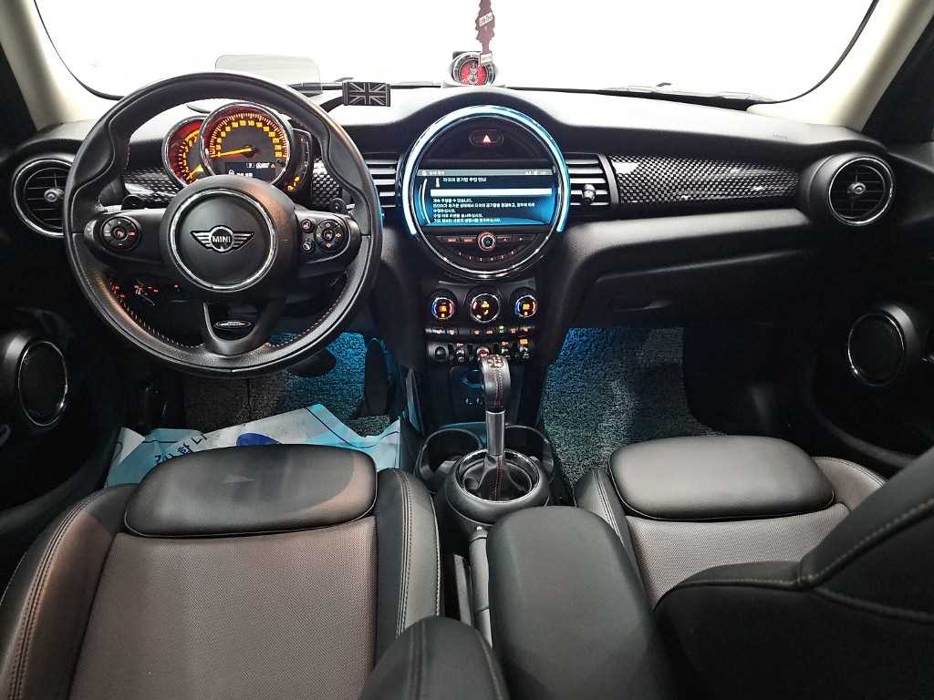Mini Cooper — photo 07