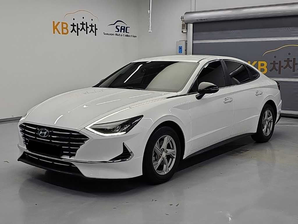 Hyundai Sonata — photo 01