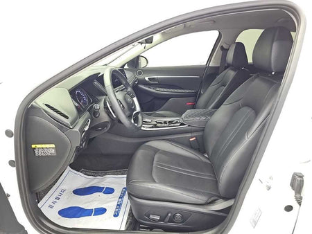 Hyundai Sonata — photo 11