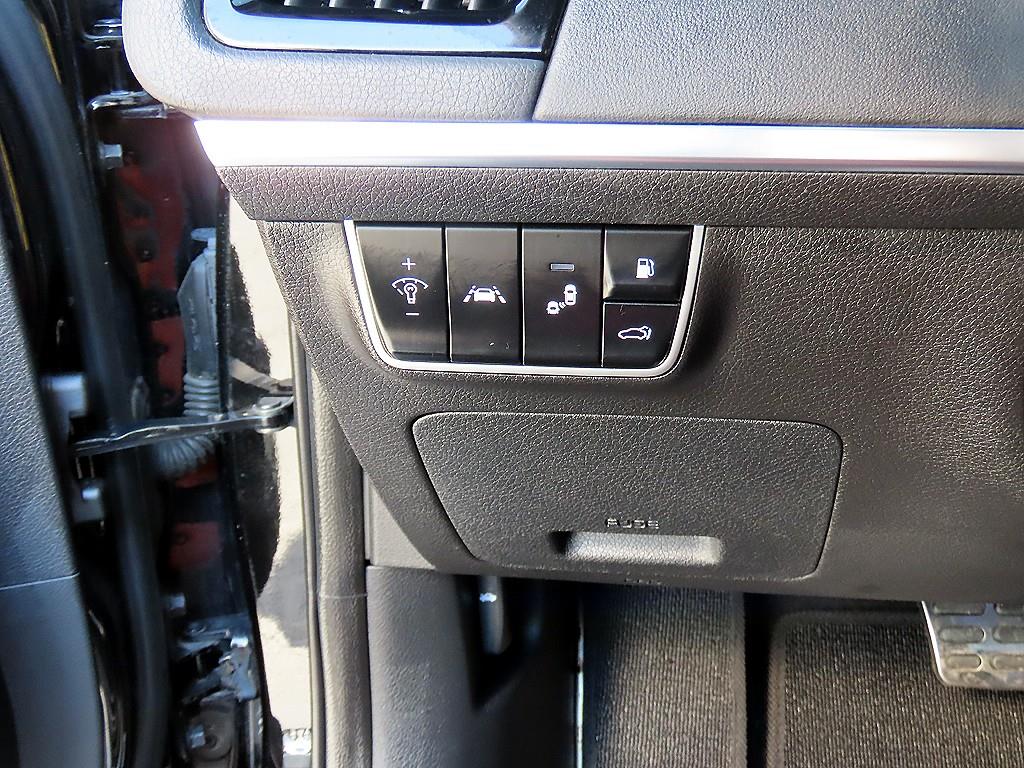 Kia Stinger — photo 12