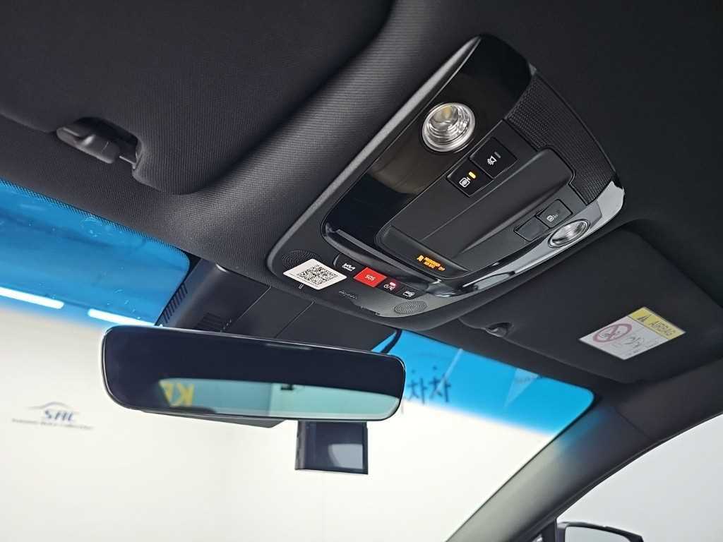 Kia K8 — photo 17