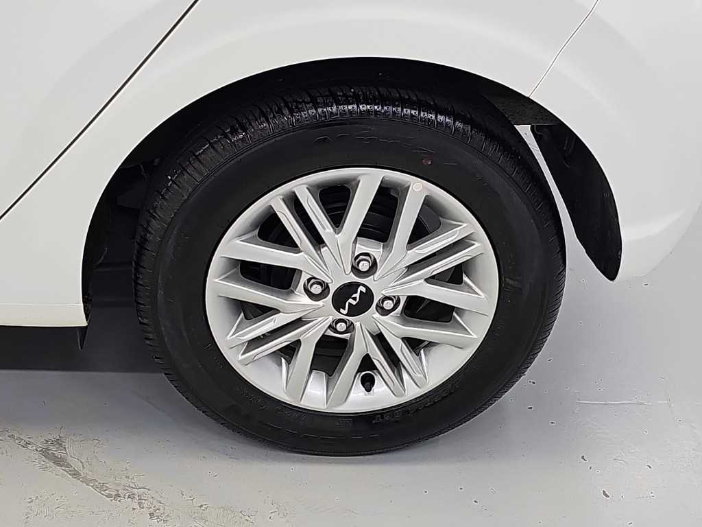 Kia Morning — photo 20