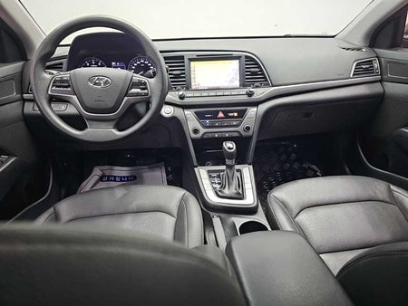 Hyundai Avante — photo 07