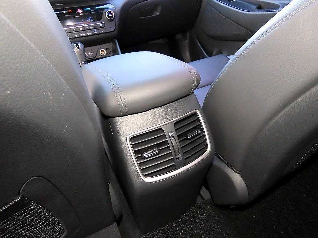 Hyundai Tucson — photo 17