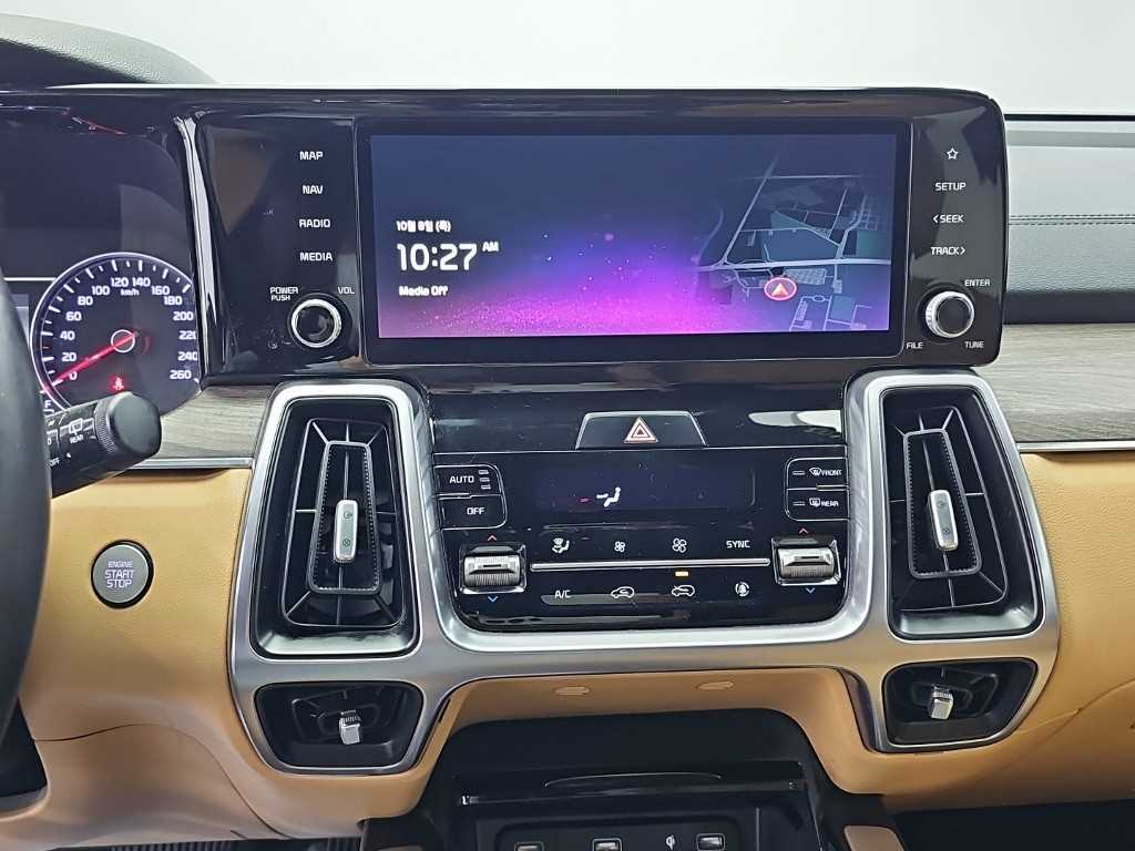 Kia Sorento — photo 10