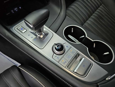 Genesis G70 — photo 08
