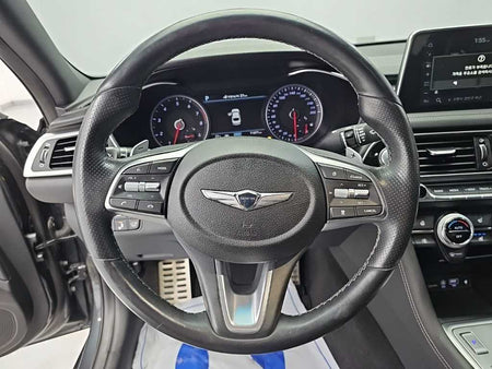 Genesis G70 — photo 09