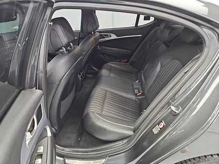 Genesis G70 — photo 12