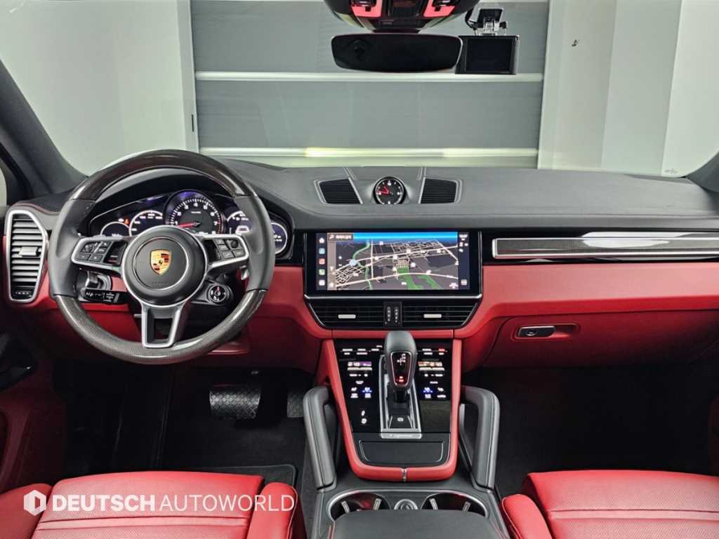 Porsche Cayenne — photo 07