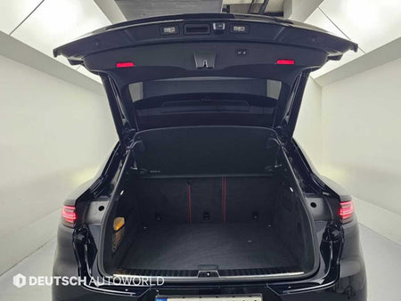 Porsche Cayenne — photo 19