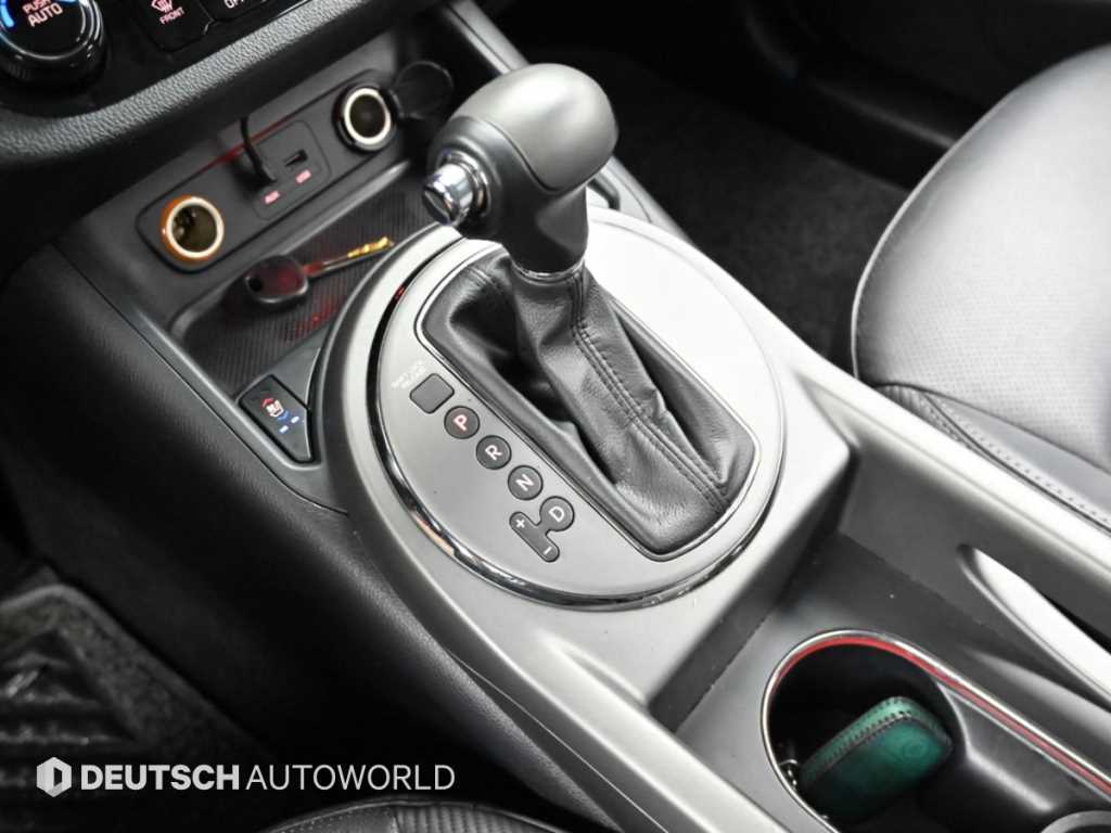 Kia Sportage — photo 09