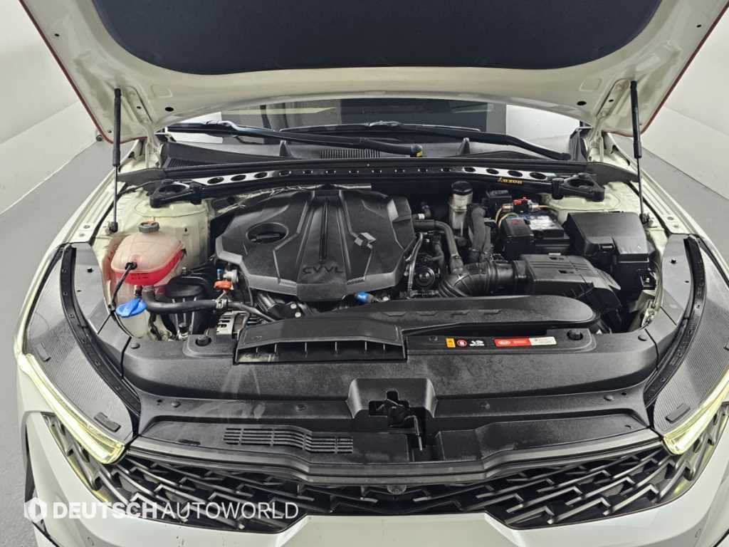 Kia K5 — photo 06