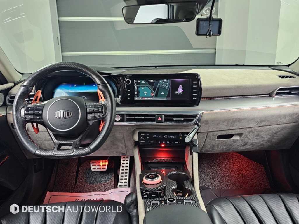 Kia K5 — photo 07