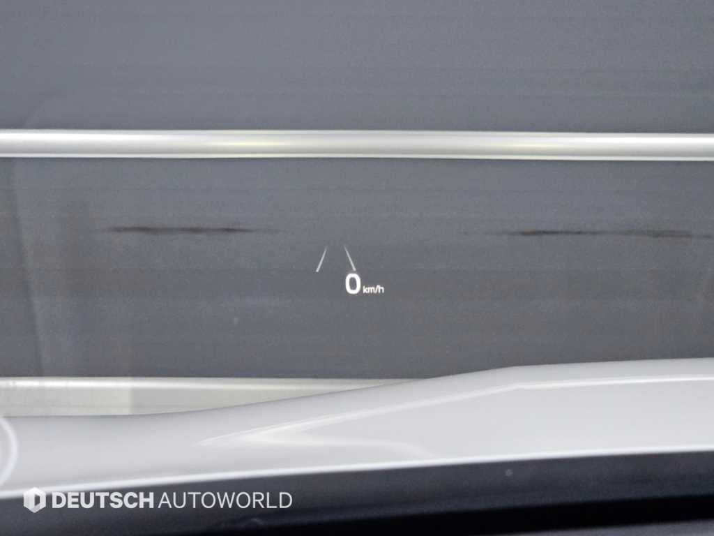 Kia K5 — photo 18