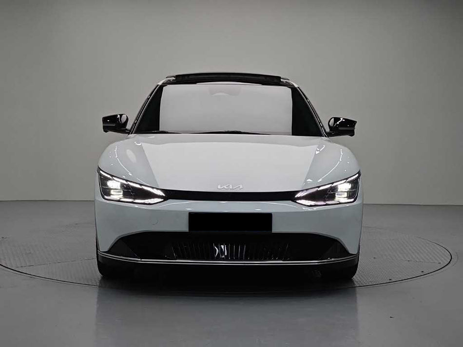 Kia EV6 — photo 02