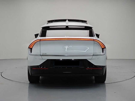 Kia EV6 — photo 03