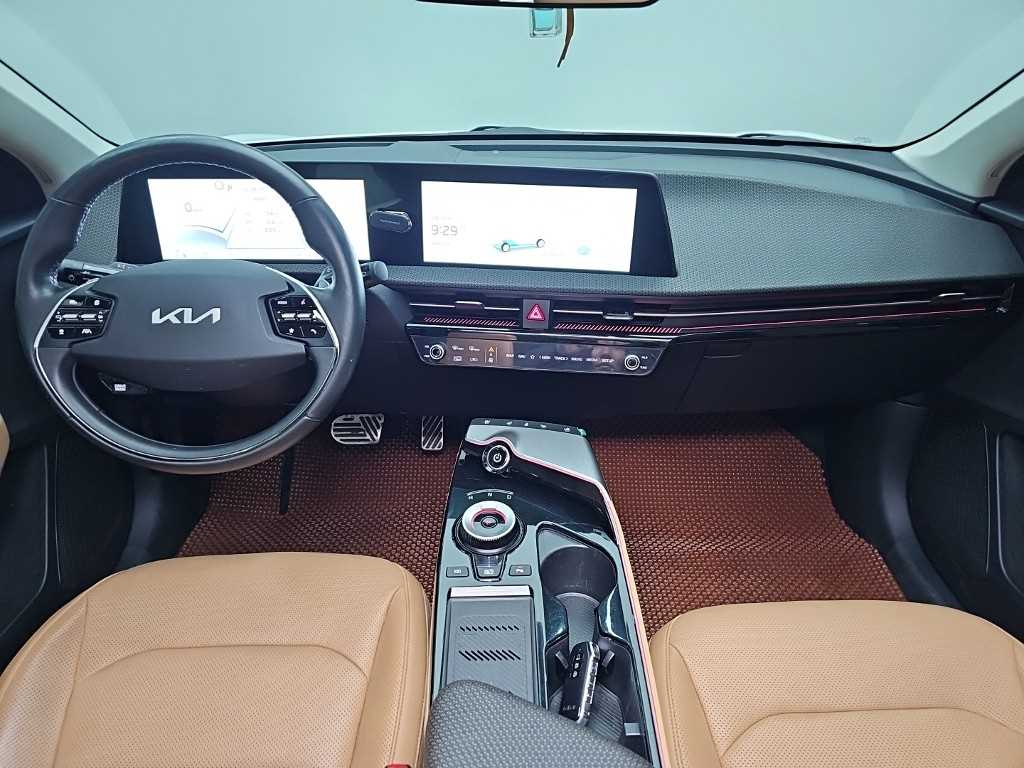 Kia EV6 — photo 07