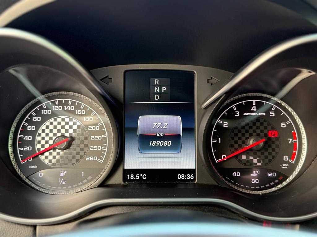 Mercedes-Benz C-Class — photo 09