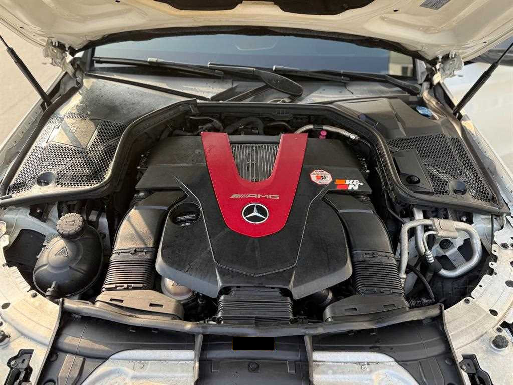 Mercedes-Benz C-Class — photo 19