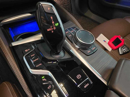 BMW 5-Series — photo 16