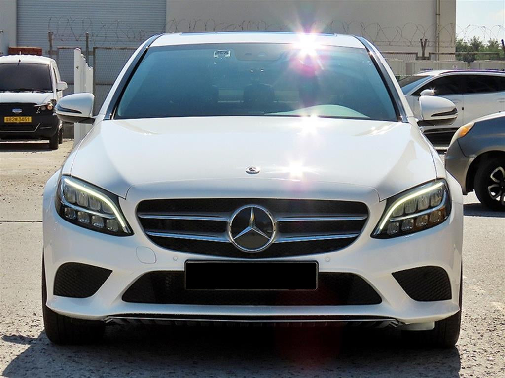 Mercedes-Benz C-Class — photo 01