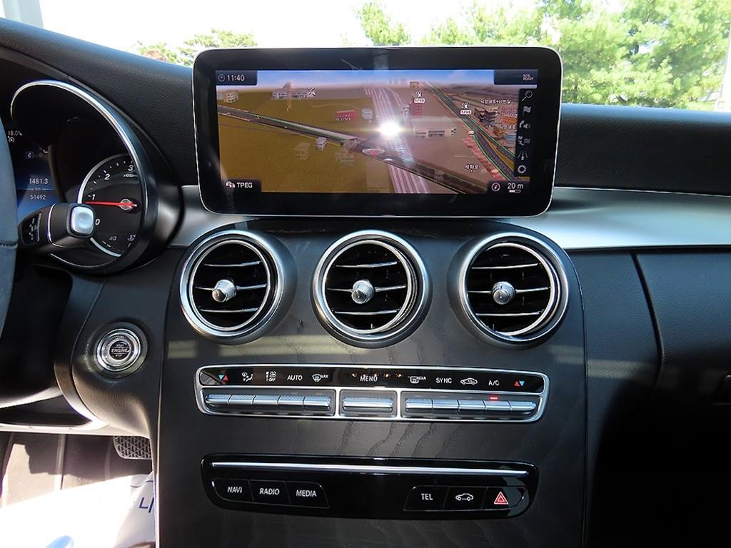 Mercedes-Benz C-Class — photo 14