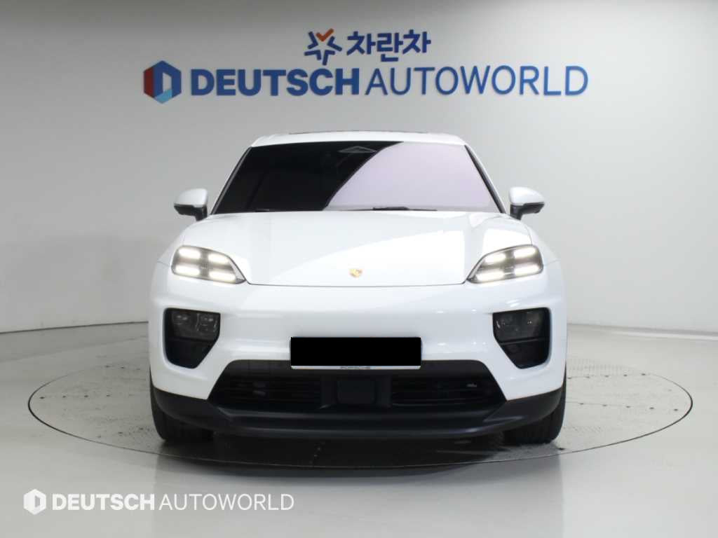 Porsche Macan — photo 03