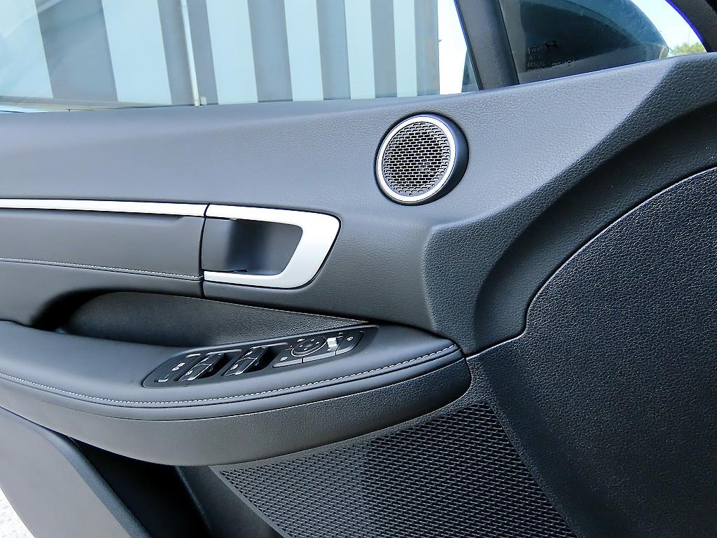 Hyundai Sonata — photo 11
