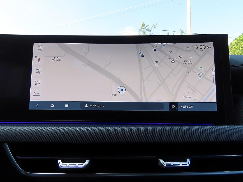 Hyundai Sonata — photo 16