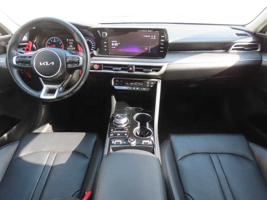 Kia K5 — photo 07