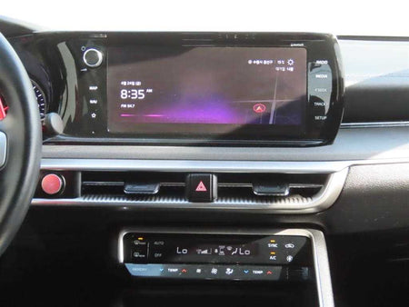 Kia K5 — photo 09