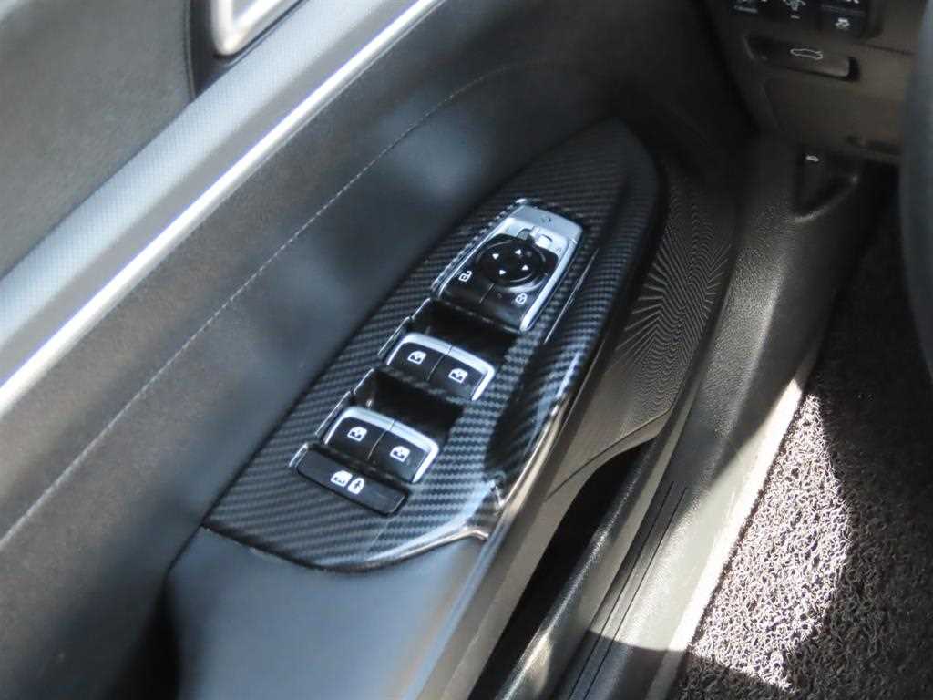 Kia K5 — photo 12