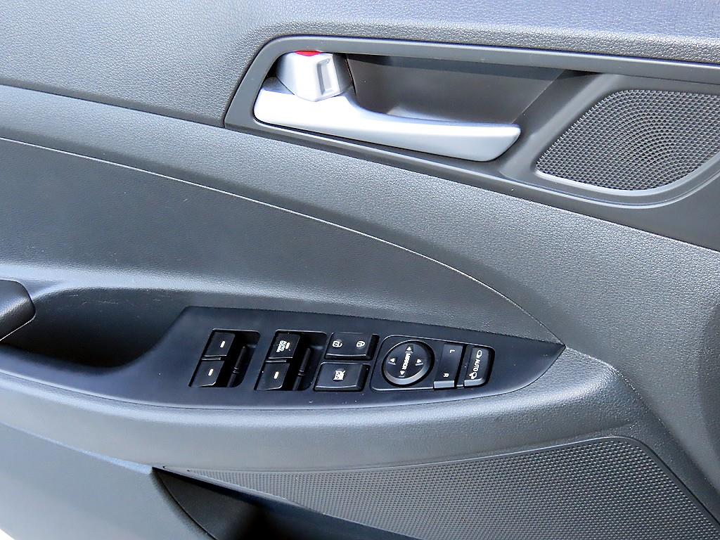 Hyundai Tucson — photo 11
