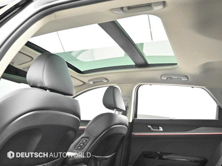 Kia K5 — photo 18